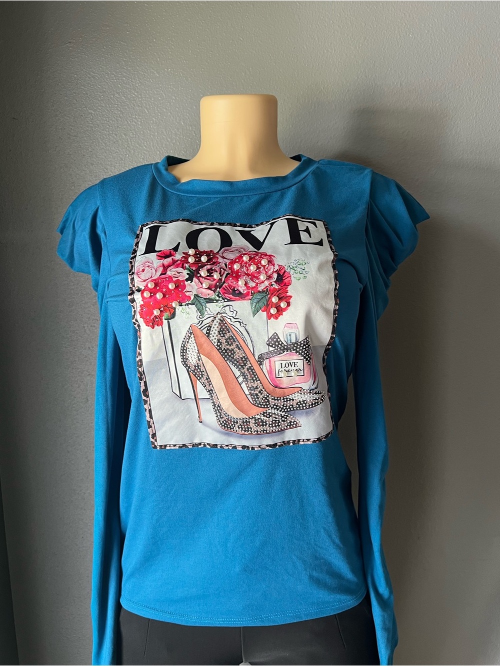 Long sleeve Top size Medium